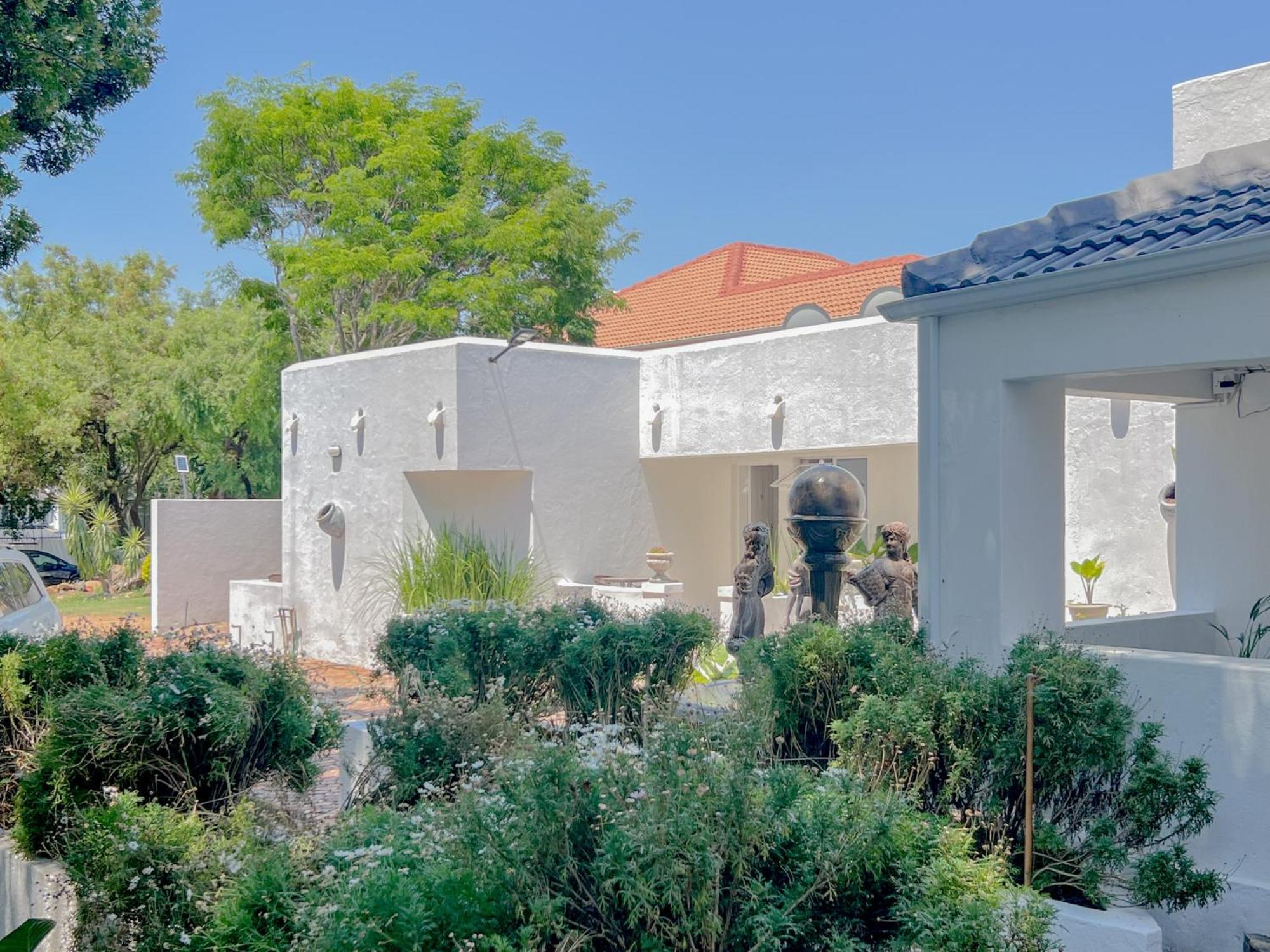 Amoris Guesthouse - In Brooklyn Pretoria-Noord Exterior foto